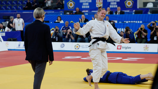 Van Lieshout turns the -63 kg final into a lightning finish